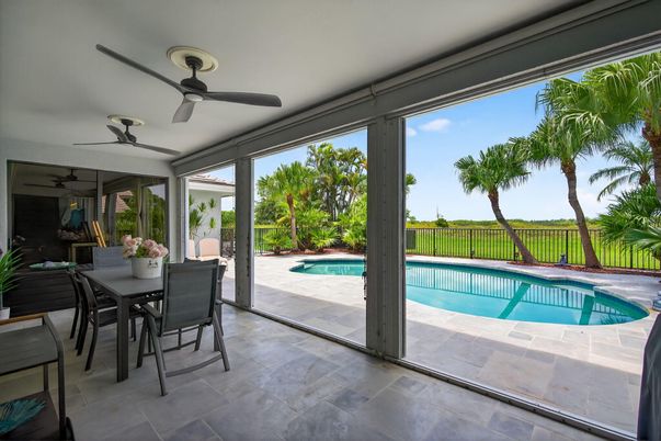 Dining room, Interior, Pool, Sun Room