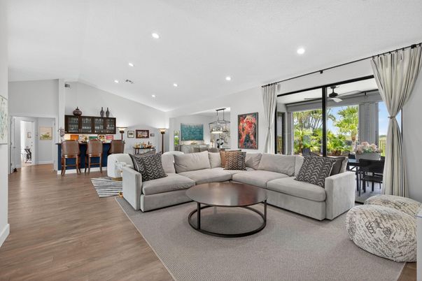Dining room, Interior, Living room, Pendant Lights, Recessed Lighting, Wood Texture Flooring