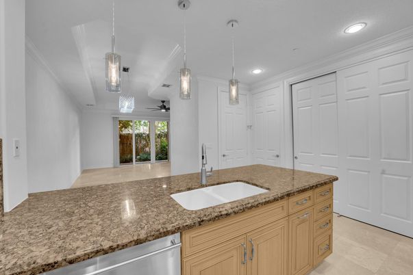 Interior, Kitchen, Pendant Lights, Recessed Lighting
