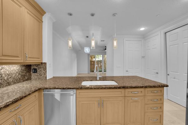 Interior, Kitchen, Pendant Lights, Recessed Lighting