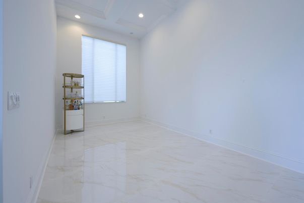 Empty room, Interior, Marble, Recessed Lighting