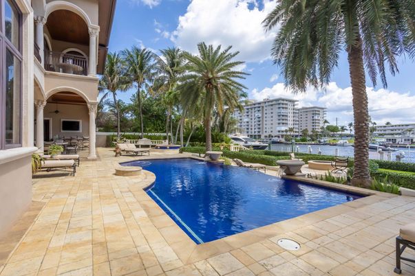 Exterior, Pool, Water