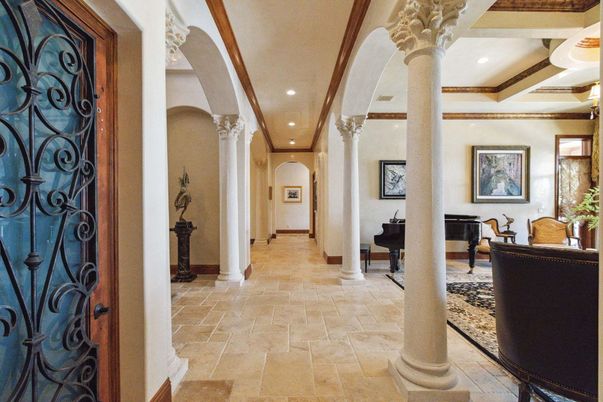 Interior, Piano, Recessed Lighting