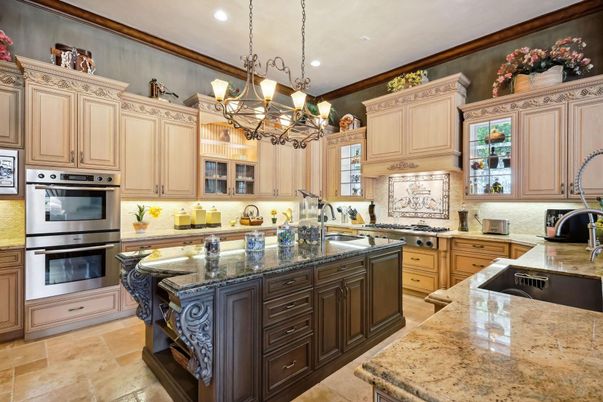 Chandelier, Interior, Kitchen, Recessed Lighting, Stainless Steel Appliances