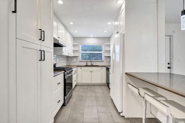 Interior, Kitchen, Recessed Lighting