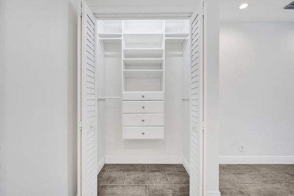 Interior, Recessed Lighting, Walk-in Closets