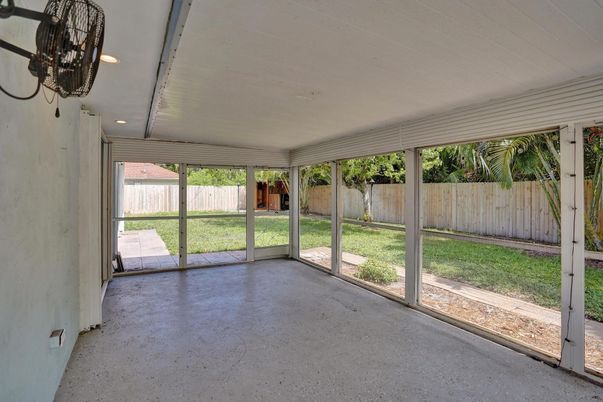 Interior, Recessed Lighting, Sun Room