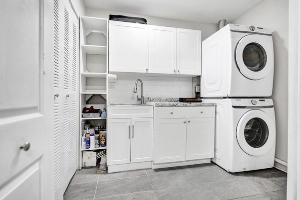 Interior, Utility Closets, Washer