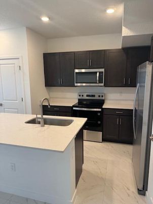 Interior, Kitchen, Marble, Recessed Lighting