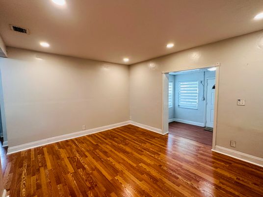 Empty room, Interior, Recessed Lighting, Wood Texture Flooring