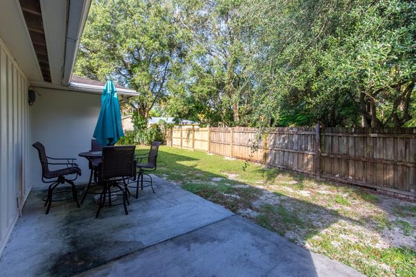 Backyard, Exterior