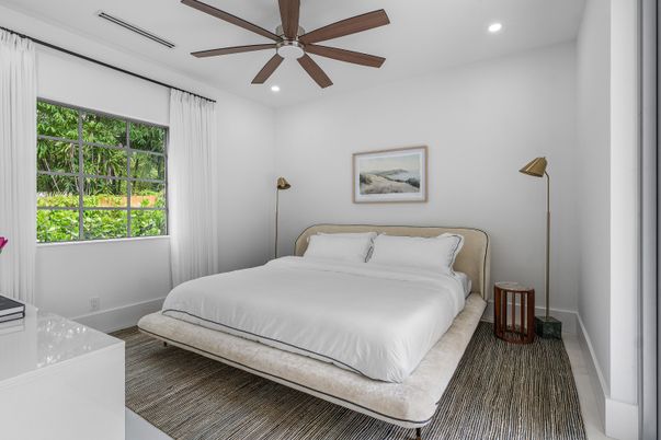 Bedroom, Interior, Recessed Lighting
