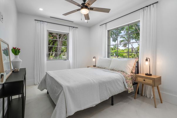 Bedroom, Interior, Recessed Lighting