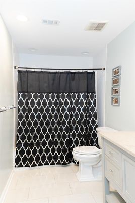 Bathroom, Interior, Recessed Lighting