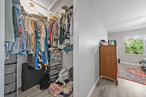Interior, Walk-in Closets