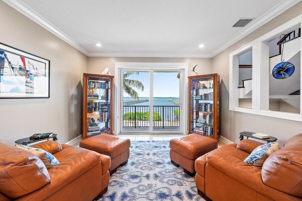 Interior, Living room, Recessed Lighting, Water