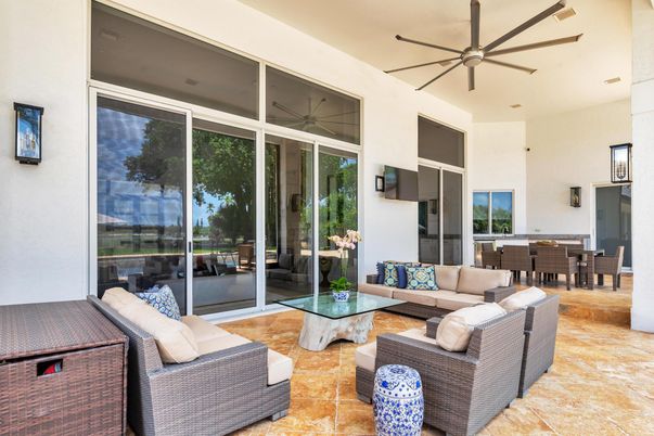Dining room, Exterior, Living room