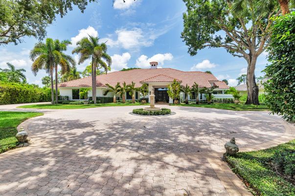 Backyard, Exterior, Facade, Mediterranean