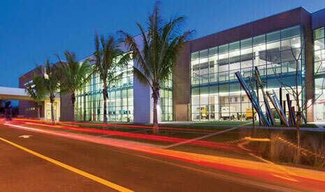 Exterior, Facade, Modern