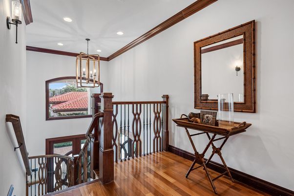 Interior, Pendant Lights, Recessed Lighting, Wood Texture Flooring