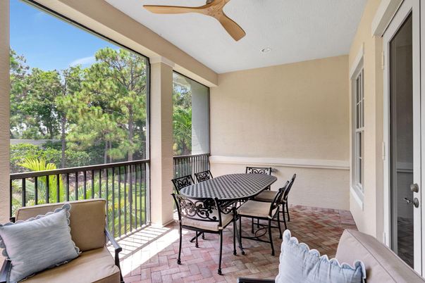 Dining room, Interior, Recessed Lighting, Sun Room