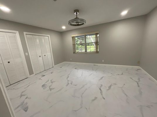 Empty room, Interior, Marble, Recessed Lighting