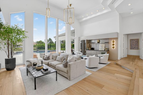 Dining room, Interior, Living room, Pendant Lights, Recessed Lighting, Wood Texture Flooring