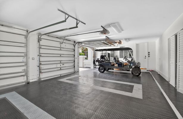 Fitness Equipment, Garage, Interior