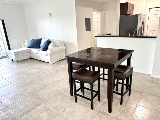 Dining room, Interior