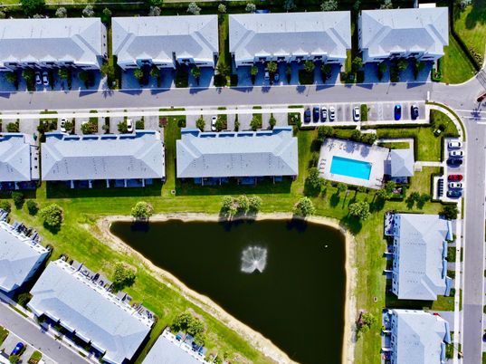 Exterior, Drone