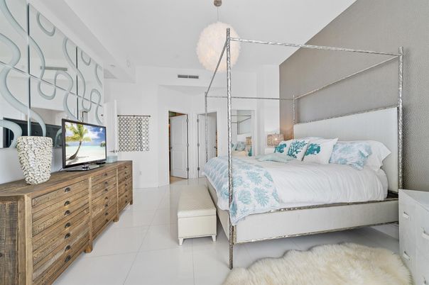 Bedroom, Interior, Pendant Lights