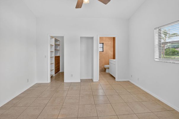 Bathroom, Empty room, Interior