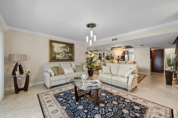 Interior, Living room, Pendant Lights