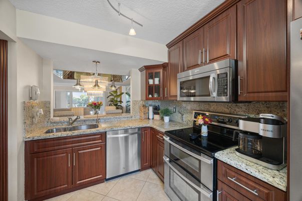 Chandelier, Interior, Kitchen, Stainless Steel Appliances