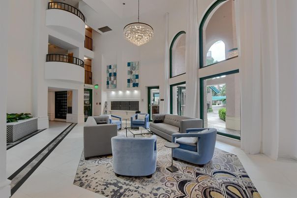 Chandelier, Interior, Living room