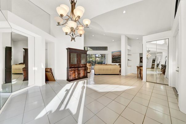Chandelier, Interior, Recessed Lighting