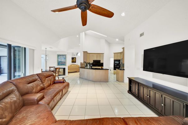 Dining room, Interior, Kitchen, Living room, Pendant Lights, Recessed Lighting