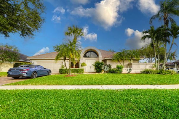 Attached, Backyard, Exterior, Facade, French Provincial