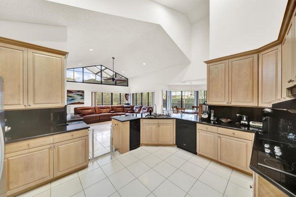 Interior, Kitchen, Living room, Pendant Lights, Recessed Lighting