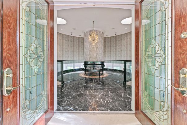 Chandelier, Interior, Recessed Lighting