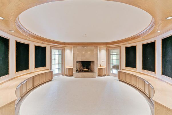 Fireplace, Interior, Recessed Lighting