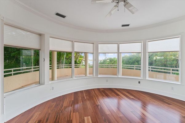 Interior, Sun Room, Wood Texture Flooring