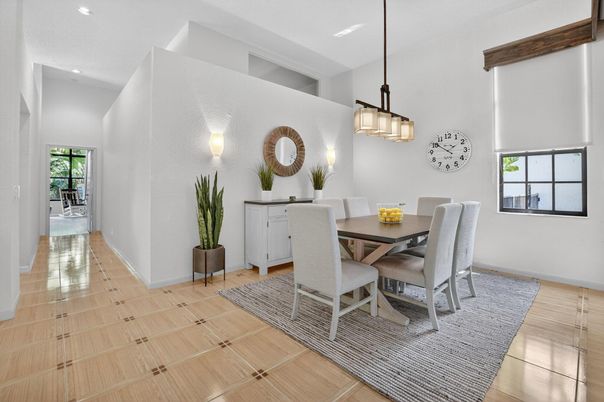 Dining room, Interior, Pendant Lights, Recessed Lighting