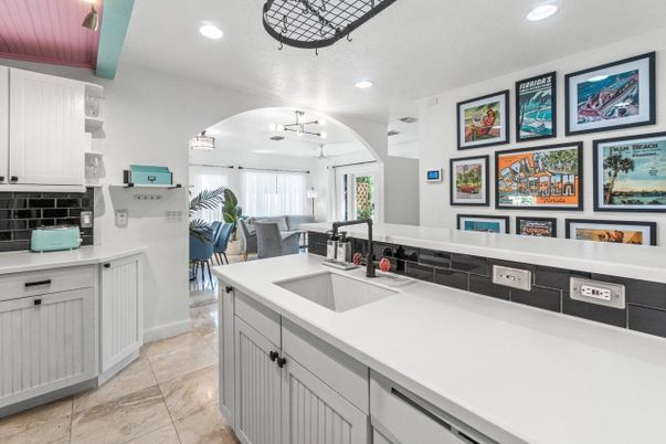 Dining room, Interior, Kitchen, Recessed Lighting