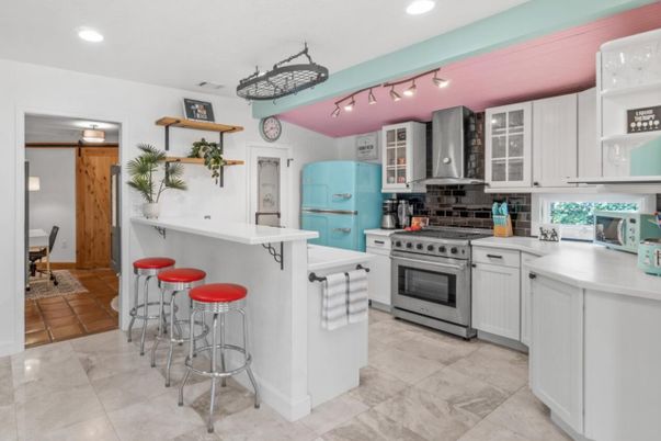 Dining room, Interior, Kitchen, Recessed Lighting, Stainless Steel Appliances