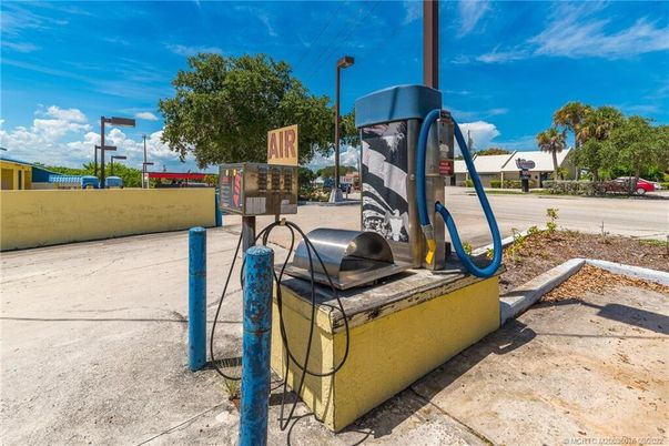 Exterior, Playground