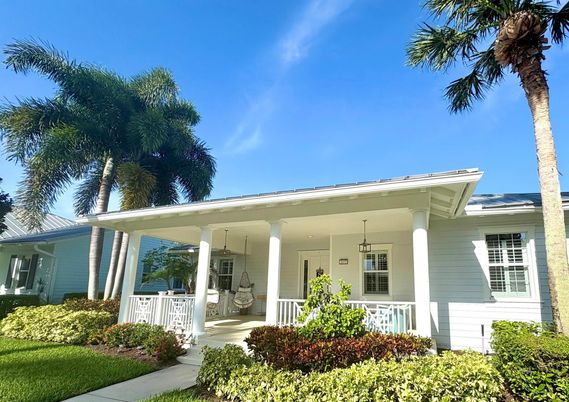 Exterior, Facade, American Craftsman