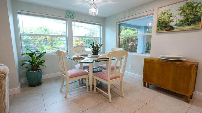 Dining room, Interior, Pendant Lights