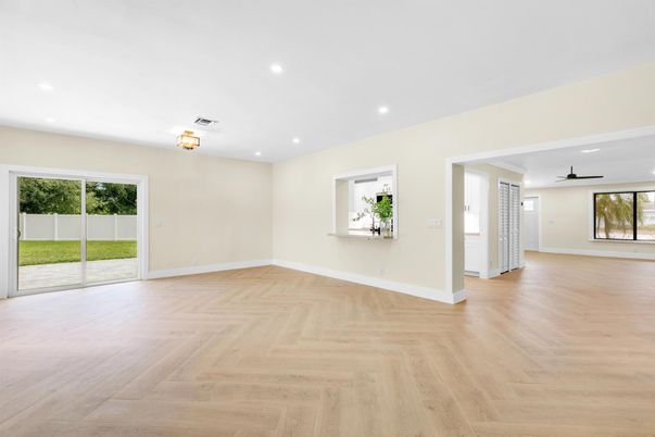 Empty room, Interior, Recessed Lighting, Wood Texture Flooring