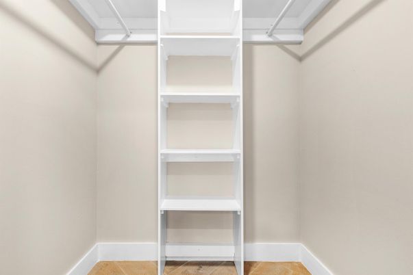 Interior, Walk-in Closets